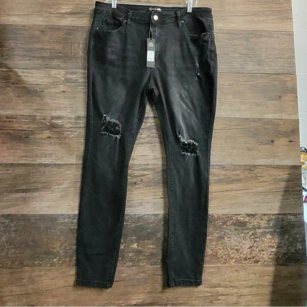 Fashion Nova Black Ripped Skinny Jeans